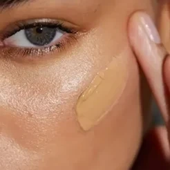 ۱۰ نکته برای ماندگاری بیشتر آرایش در طول روز
